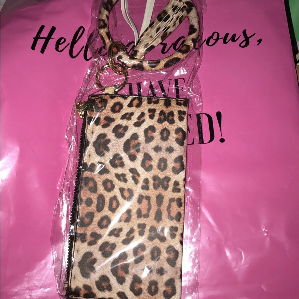 Wristlet & Keychain